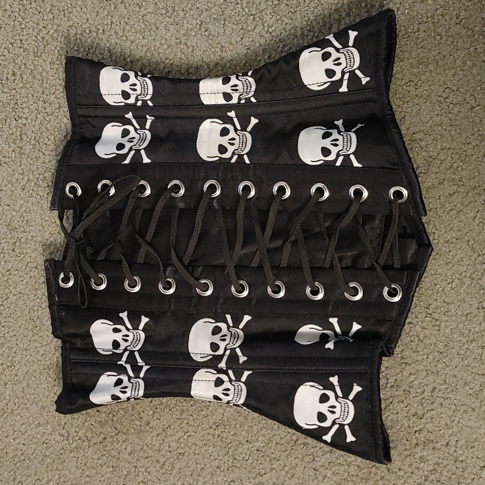 Skull corset - Picture 2 of 4
